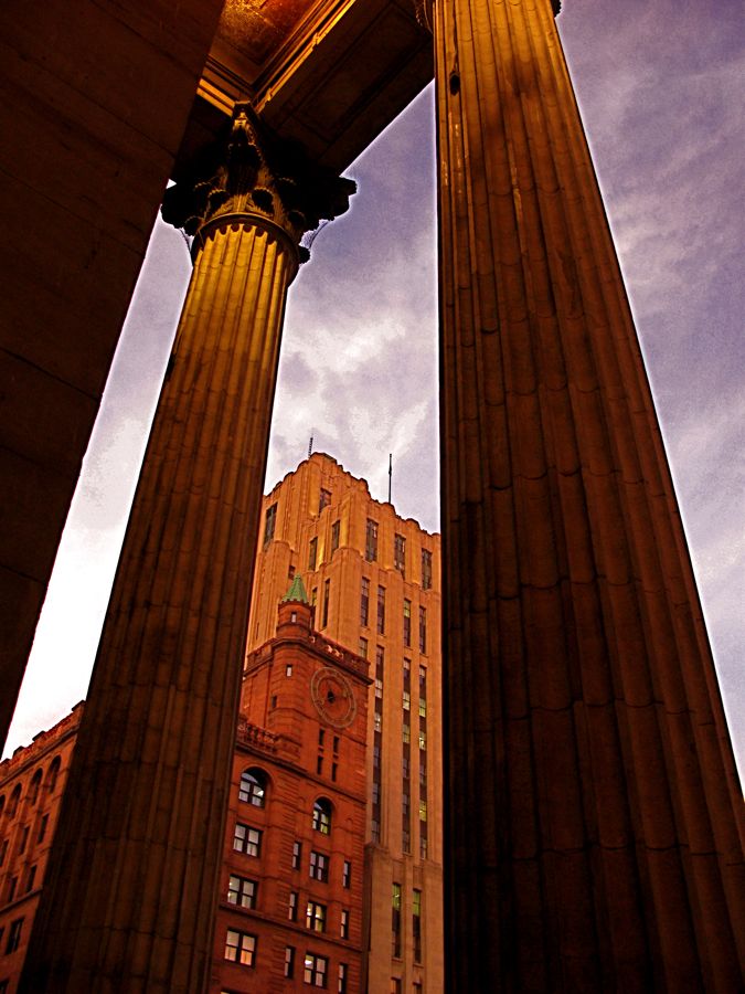 Montreal, Coulds over the Aldred building (behind the clock tower)